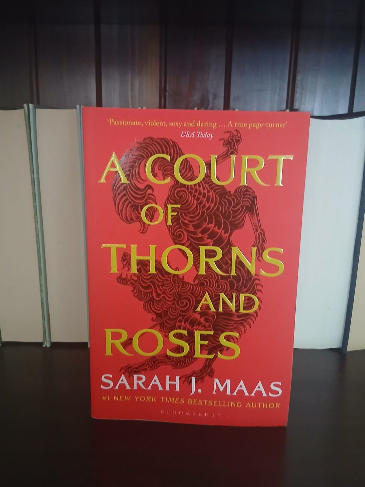 Maas, Sarah J. - A Court of Thorns and Roses