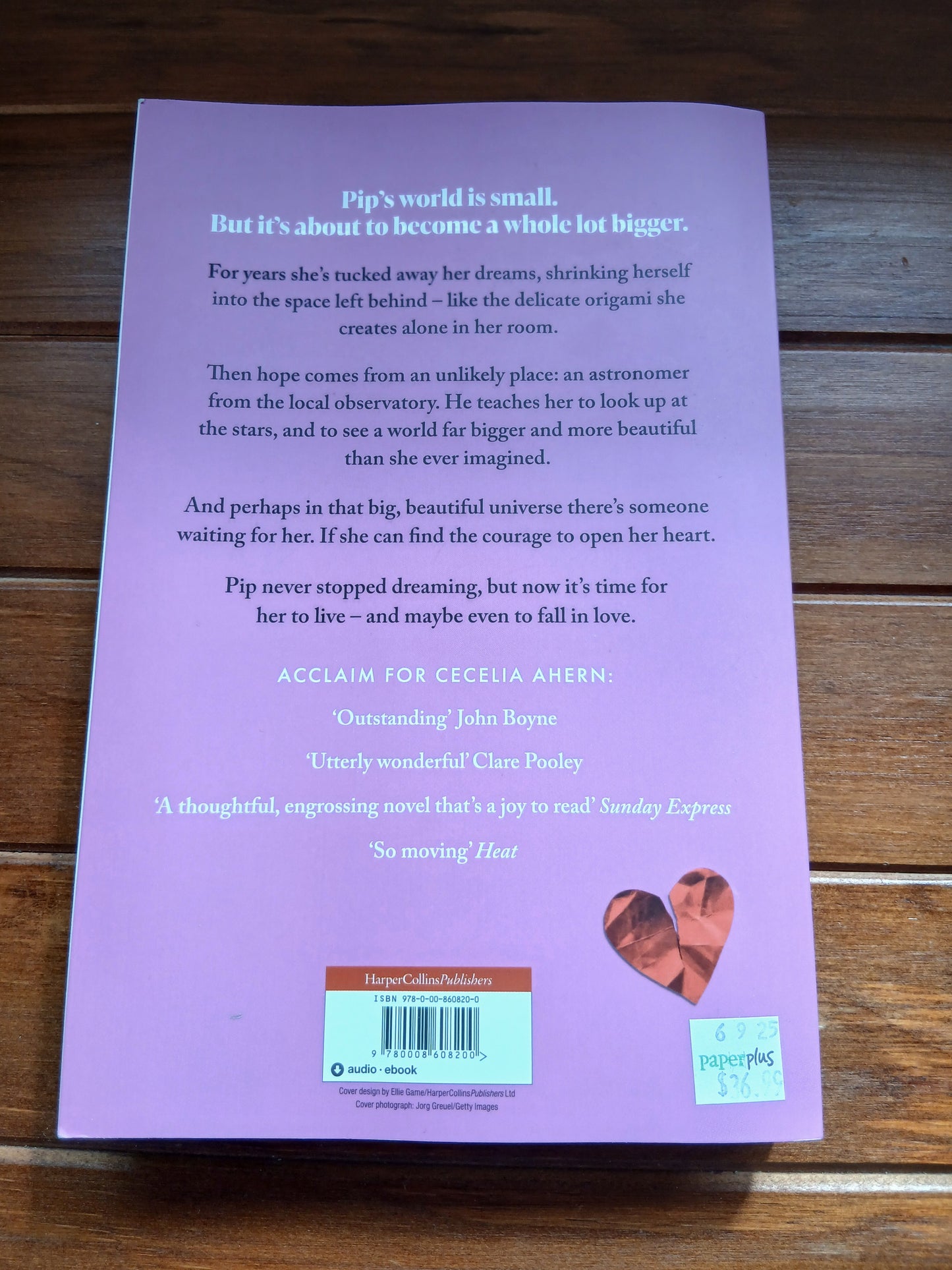 Ahern, Cecelia - Paper Heart