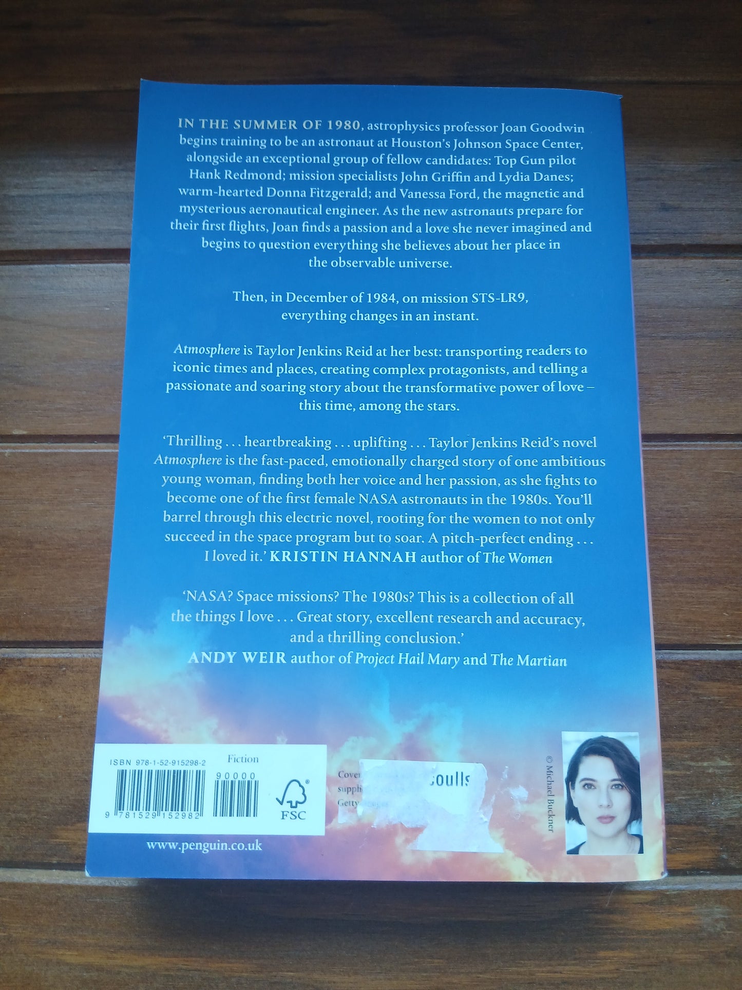 Reid, Taylor Jenkins - Atmosphere