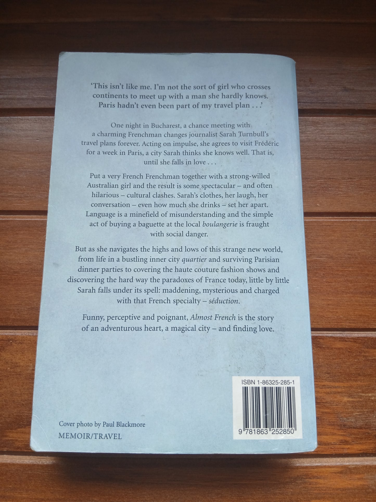 Turnbull, Sarah - Almost French