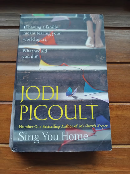 Picoult, Jodi - Sing You Home