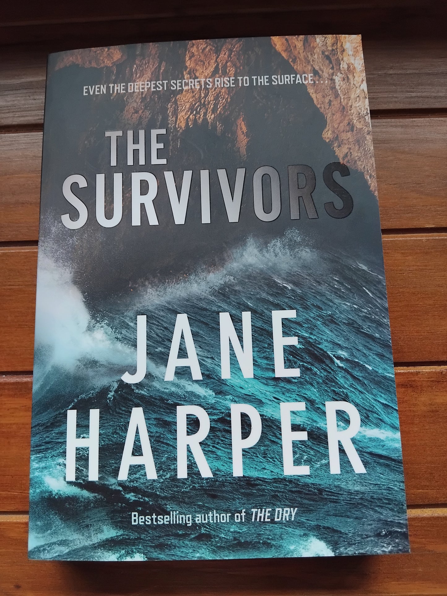 Harper, Jane - The Survivors